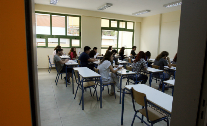 O κ. PISA κουνάει και πάλι το δάχτυλο στα σχολεία