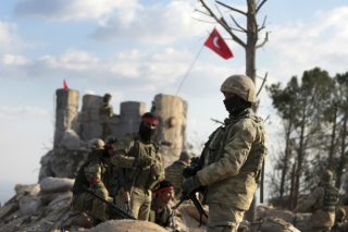 Συνεχίζεται η εισβολή, παρά τις υποκριτικές νουθεσίες