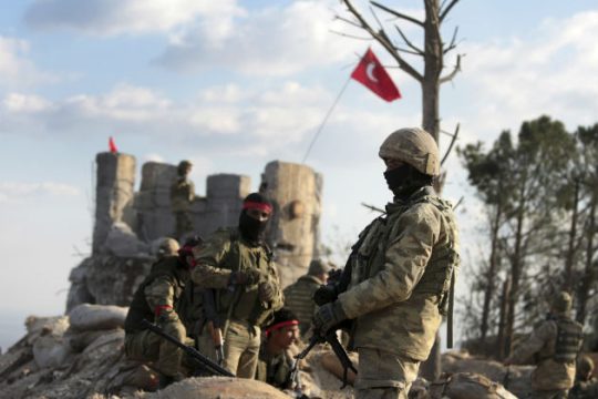 Συνεχίζεται η εισβολή, παρά τις υποκριτικές νουθεσίες