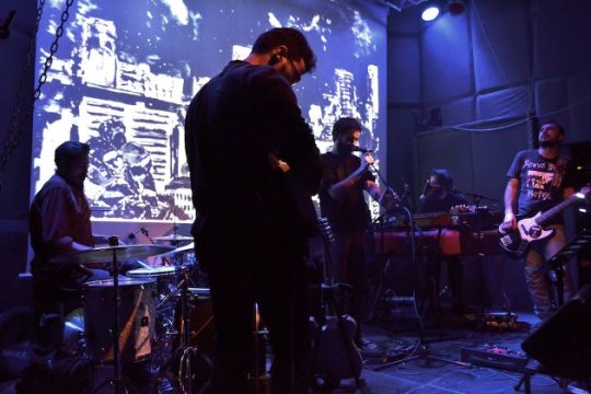 «Η περιγραφή “απροσδιόριστο πράγμα” είναι ακριβώς αυτή που θα επιλέγαμε»