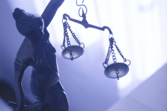 Περιμένουν τη… Βουλή για να αποφασίσουν