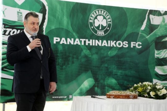 Αναμενόμενη καρατόμηση και άδειασμα
