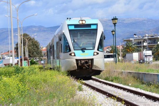 Έκτακτα βραδινά δρομολόγια για το Πατρινό Καρναβάλι