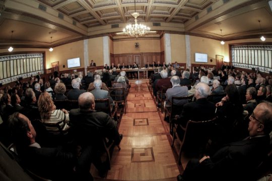 Διαφωνία Κουτεντάκη με την προληπτική γραμμή Στουρνάρα