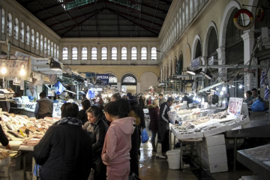 Πώς θα λειτουργήσει η αγορά το τριήμερο