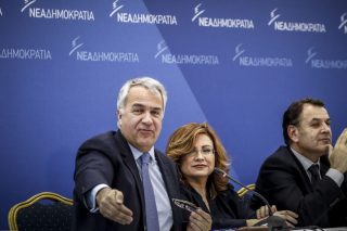 Υπερψηφίζουν για να φανεί η «σκευωρία»