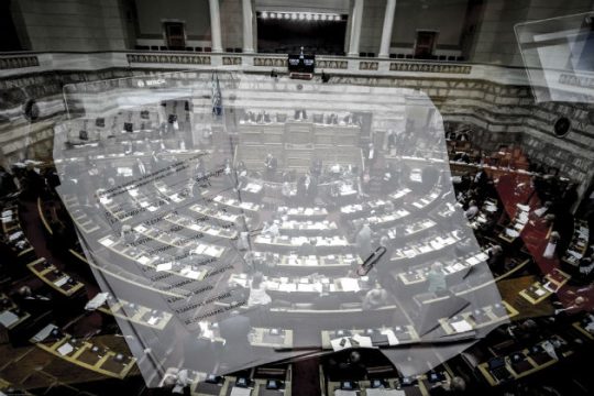 10 πράγματα που κατάλαβα (ή δεν) από τη Novartis στη Βουλή