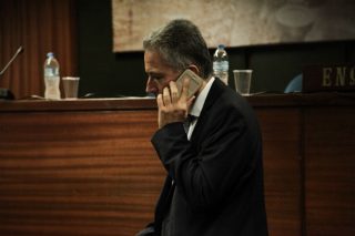 Τρικυμία σε φλιτζάνι