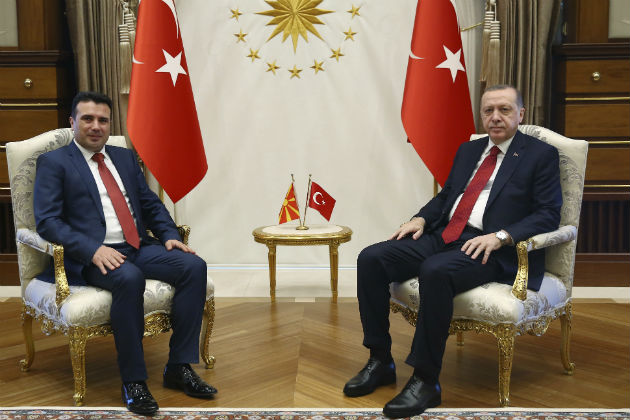 «Άνοιγμα» στην Τουρκία από τον Ζόραν Ζάεφ