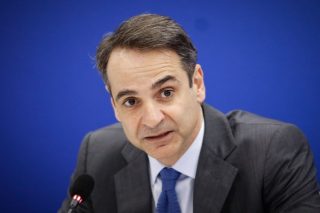 Η Ν.Δ. σε θέση μάχης για πρόωρες εκλογές