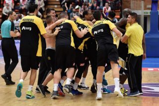 ΑΕΚάρα στους «8»