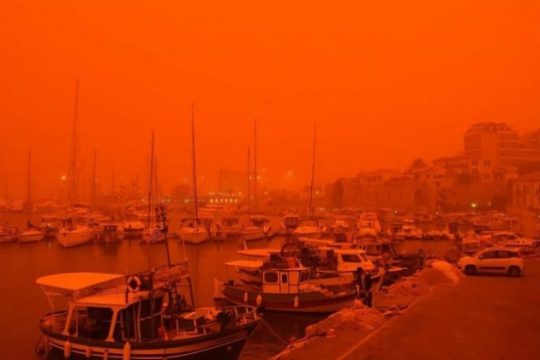 Σε ιστορικά ρεκόρ τα επίπεδα της αφρικανικής σκόνης