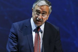 Ακιντζί: «Ανάγκη διαλόγου με τον Αναστασιάδη»