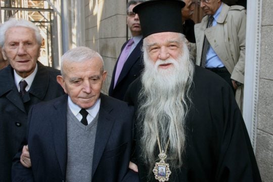 Για τον μητροπολίτη Καλαβρύτων Αμβρόσιο