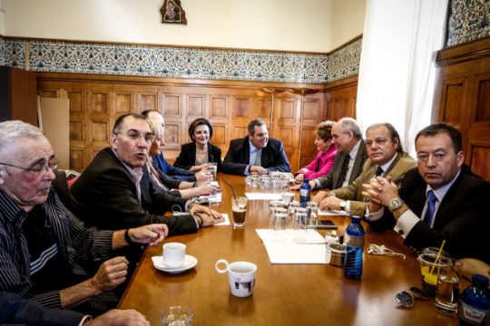 Πυρά κατά Κατσίκη εντός κι εκτός ΑΝ. ΕΛΛ.