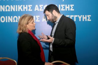 Τα φώτα πάνω στην απερχόμενη Ρ. Αντωνοπούλου