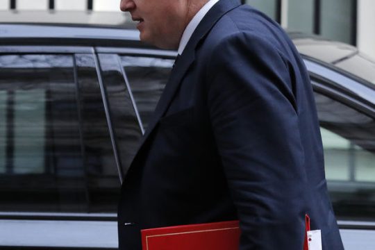 Βρετανικές… δηλητηριώδεις «απαντήσεις»