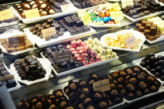 Στο σφυρί ακίνητα της βασικής μετόχου της «Λεωνίδας»