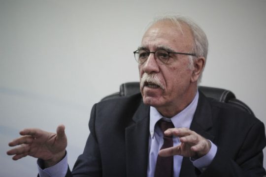 «Τα νησιά σηκώνουν το βάρος της προσφυγικής κρίσης»
