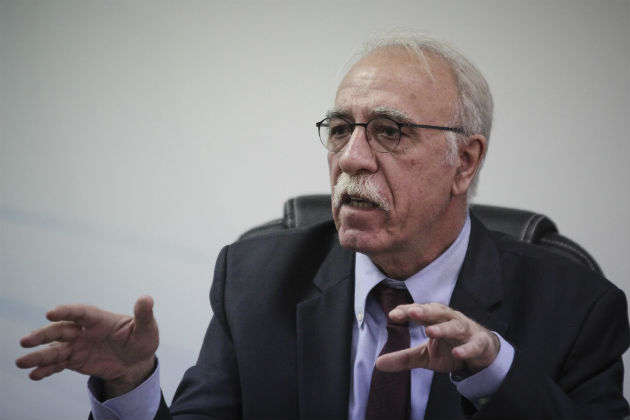 «Τα νησιά σηκώνουν το βάρος της προσφυγικής κρίσης»