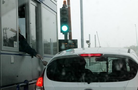Τιμαριθμική προσαρμογή, προς τα πάνω, σε σταθμούς διοδίων
