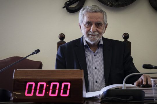 Δρίτσας: Η επιτροπή δεν κατασκευάζει ενόχους
