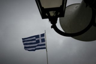 Αυτοί που διασύρουν τη χώρα