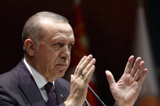 Προκαλεί μέσω… Σαγγάριου