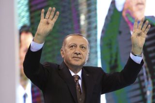 O Eρντογάν «έβαλε πλώρη» για τον Ευφράτη