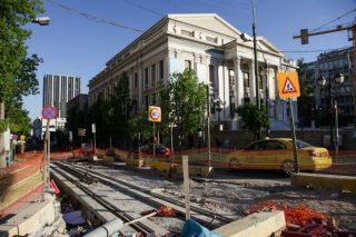 Νέες καθυστερήσεις, νέες αντιδράσεις