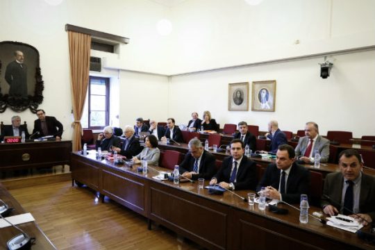 Η μεγάλη μπλόφα