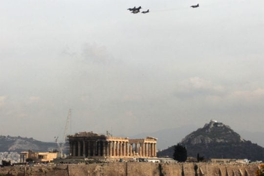 Αεροσκάφη της Πολεμικής Αεροπορίας πάνω από την Αθήνα