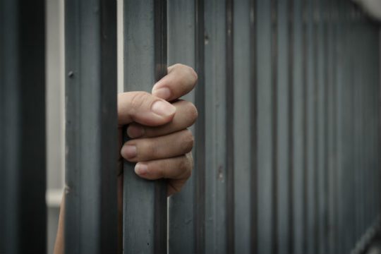 Προφυλακίστηκε πατέρας για σεξουαλική κακοποίηση της κόρης του
