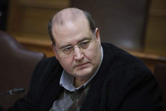 Το Συμβούλιο της Επικρατείας υποδύεται ρόλο Ιεράς Συνόδου