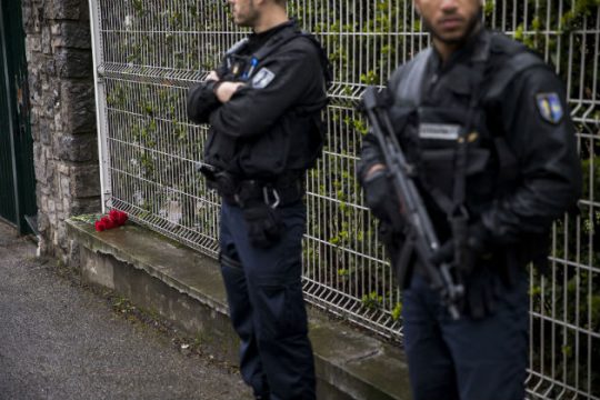 Πιστός στο ISIS ο δράστης της ομηρίας
