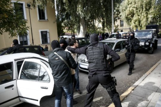 Να τον άφηναν να πεθάνει λοιπόν!