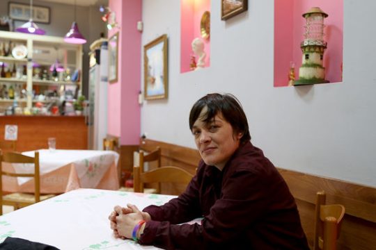 «Πίσω από τον πόνο και το σκοτάδι υπάρχει αίτημα για τη χαρά της αγάπης»