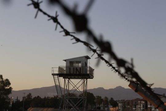 Το Κυπριακό δυσκολεύει επικίνδυνα