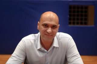 Υπερ-υφυπουργός με αυξημένες αρμοδιότητες