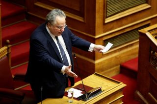 Μόνο φανερή διπλωματία…