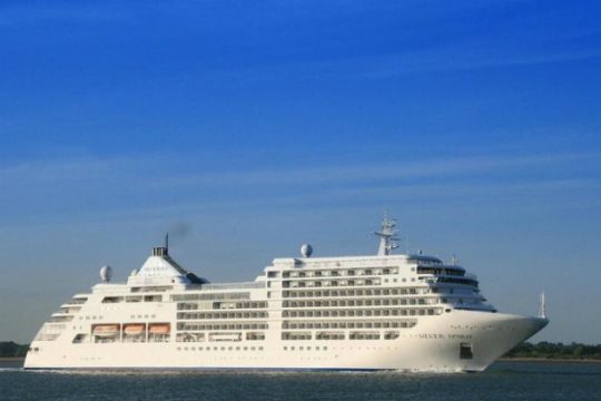 Χανιά: Κρουαζιερόπλοιο δωρίζει εξοπλισμό σε κοινωνικές δομές