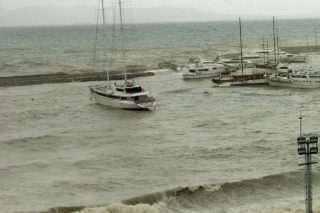 Νεκρός 40χρονος στη θαλάσσια περιοχή της Μαρίνας Ζέας