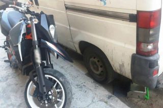 Έκλεβαν ATM οικογενειακώς
