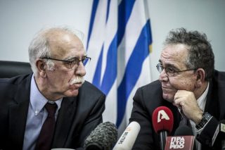 Συγκινητική παράδοση και παραλαβή