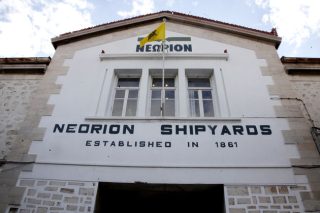 Επαναλειτουργούν τα ναυπηγεία Νεωρίου