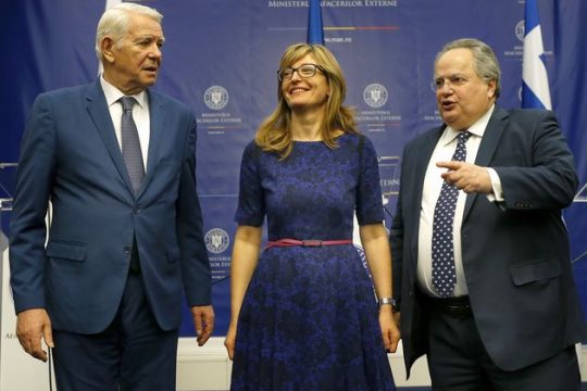 Ούτε λοξοκοίταξαν προς Τουρκία