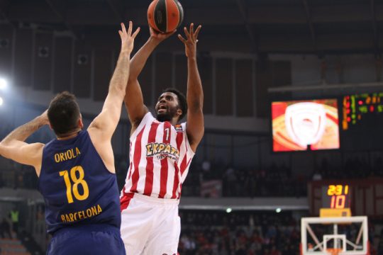 Βαριά ήττα εκτός προγράμματος για τον Ολυμπιακό