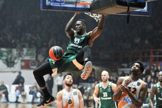 «Ξεχάστηκε» με ρεκόρ