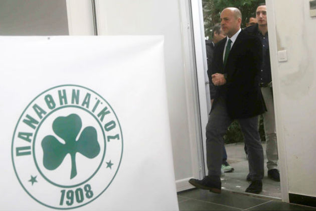 Μια ανάσα απ’ τον γκρεμό