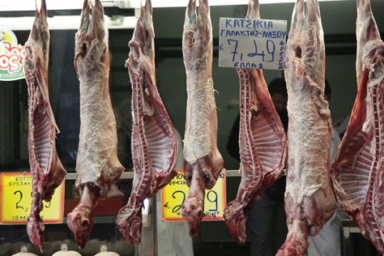 Τι πρέπει να προσέχουν οι καταναλωτές για τις αγορές των εορτών